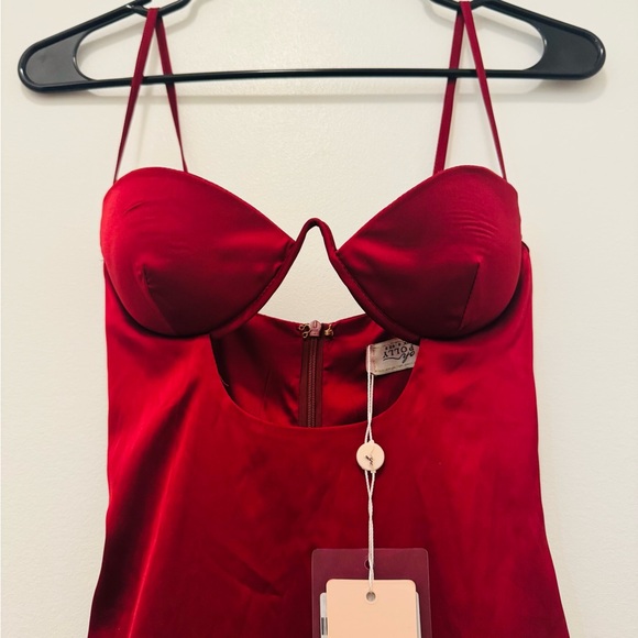 Oh Polly Dark Red Dress - Picture 4 of 6